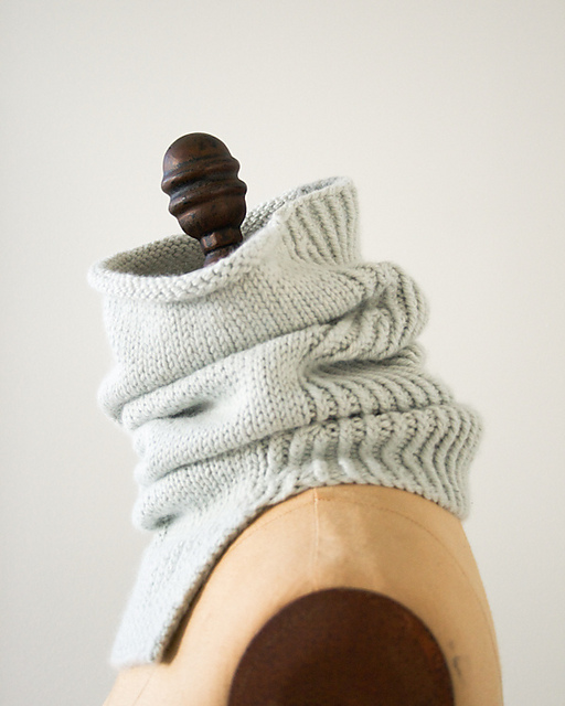 Structured Alpaca Cowl by Purl Soho